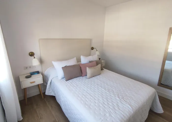 Lunamar Seaviews & Communal Pool *