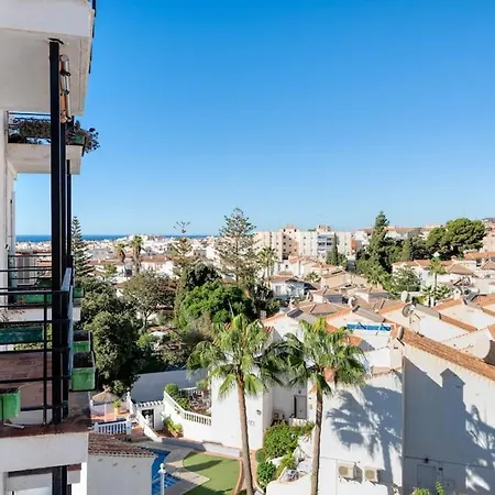 Lunamar Seaviews & Communal Pool *